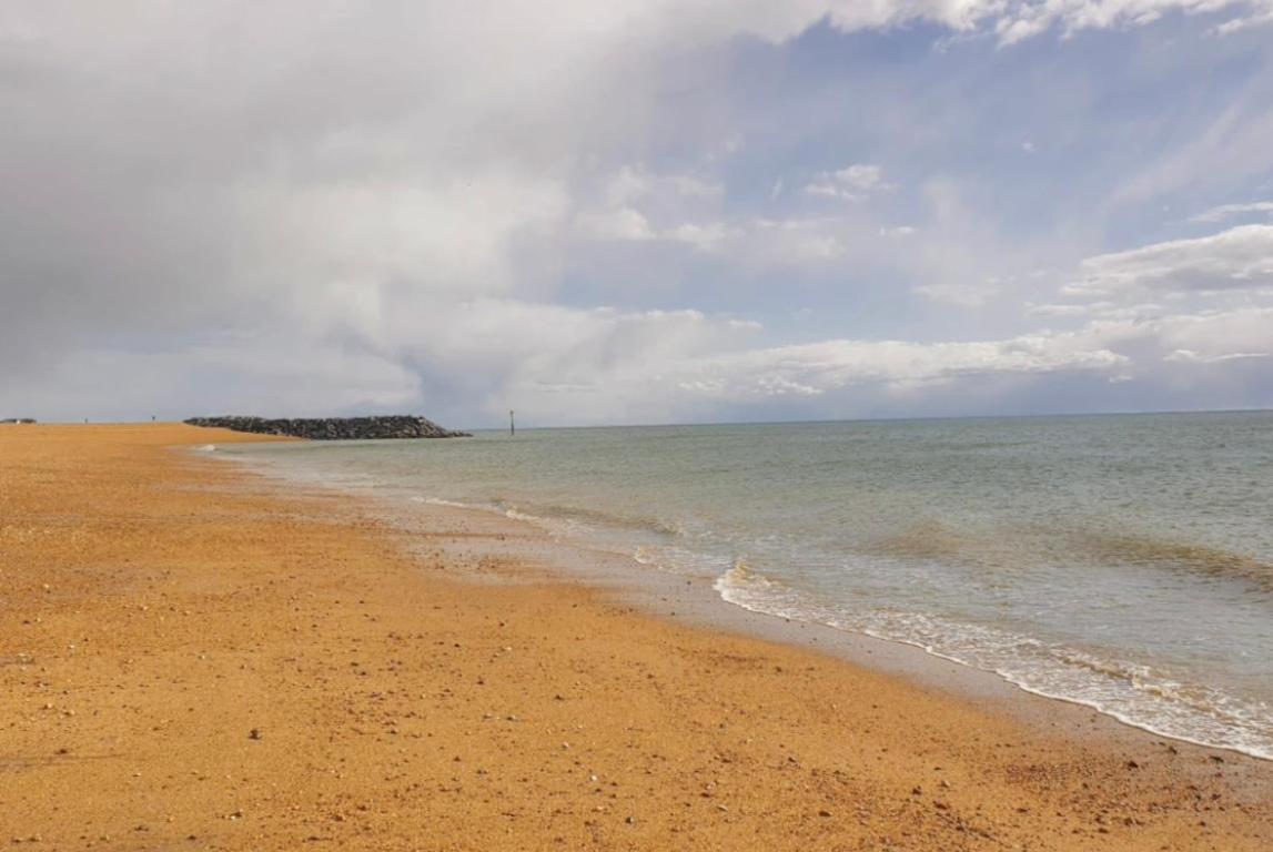 Hotel Sea Lets Selsey Exterior foto